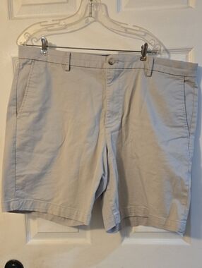 Chaps Coastland  Men's Flat Front Chino Shorts - Khaki